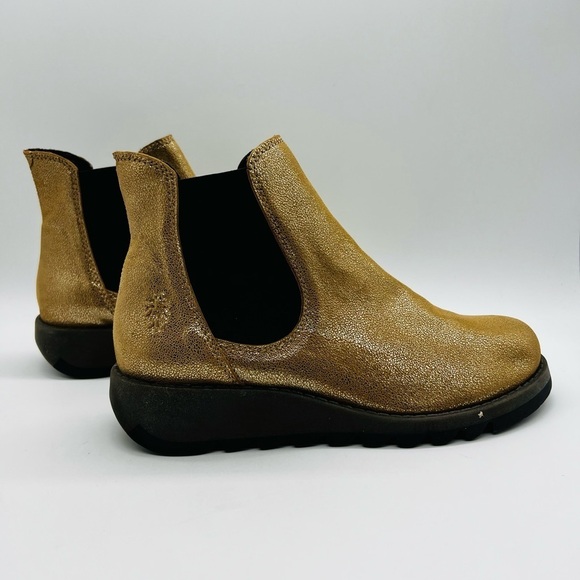 FLY LONDON WOMEN’S CHELSEAEA PULL ON LEATHER GOLD BOOTIE SIZE 39 - Picture 7 of 16